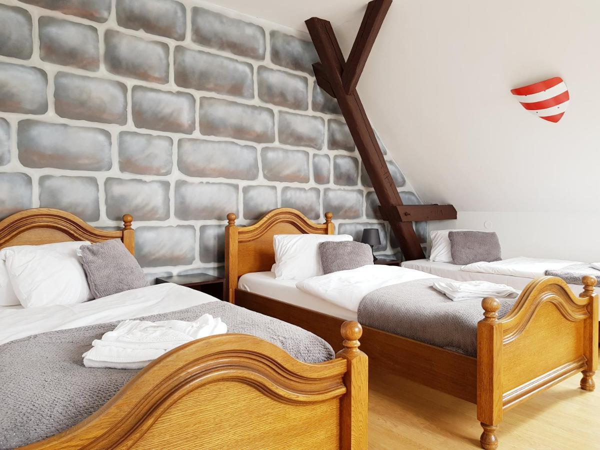 Hotel Camelot Tisá Eksteriør bilde