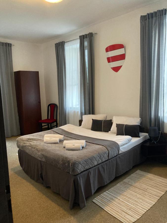 Hotel Camelot Tisá Eksteriør bilde